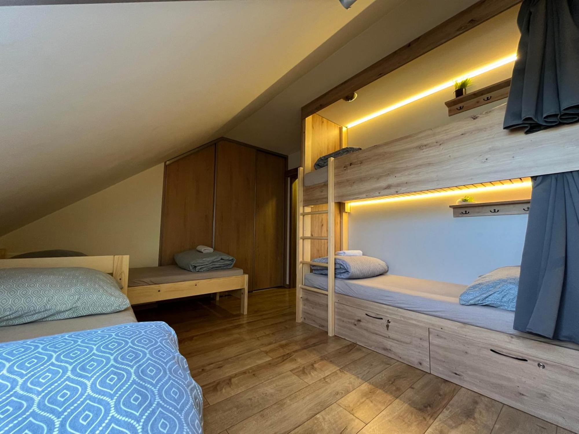 Štrbské Pleso Sherpa'S Hostel High Tatras מראה חיצוני תמונה