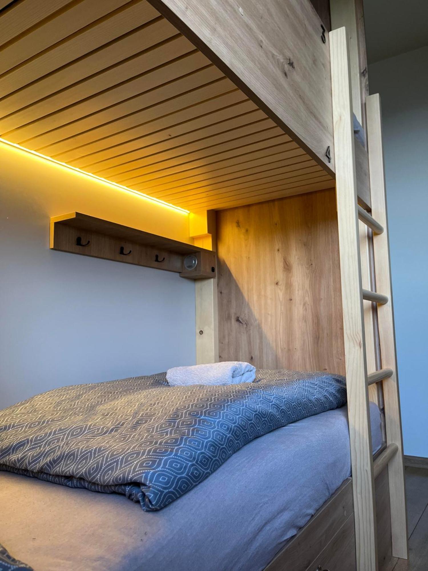 Štrbské Pleso Sherpa'S Hostel High Tatras מראה חיצוני תמונה